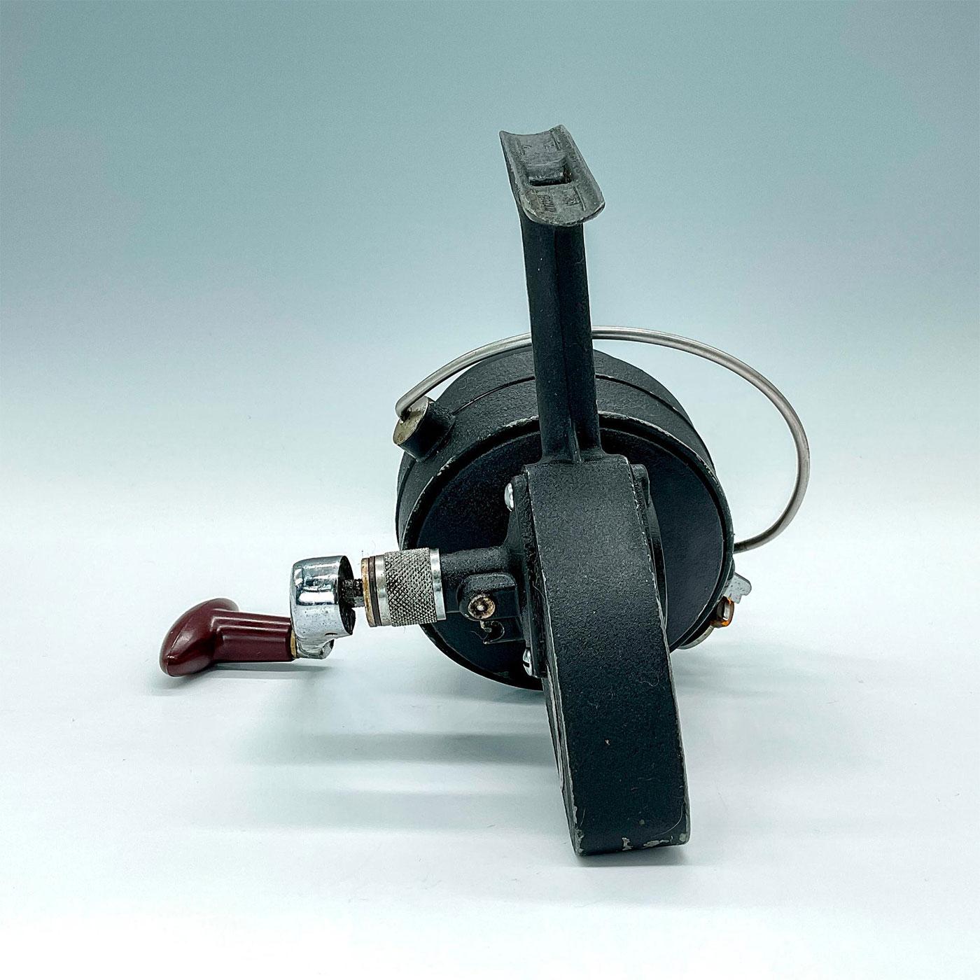 Vintage D.A.M. Quick 550 Spinning Reel