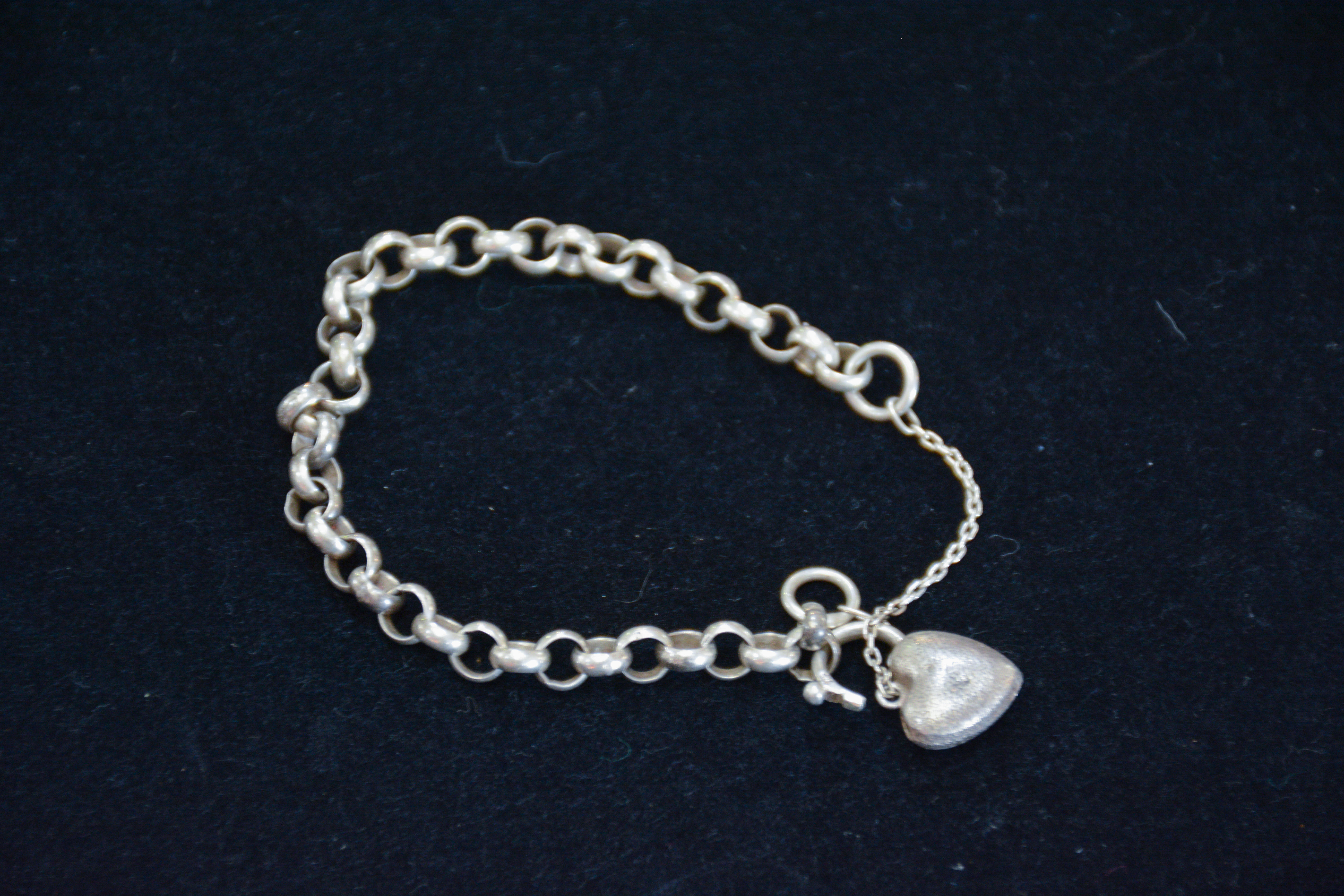 925 Marked Heart Bracelet — NZ auction result