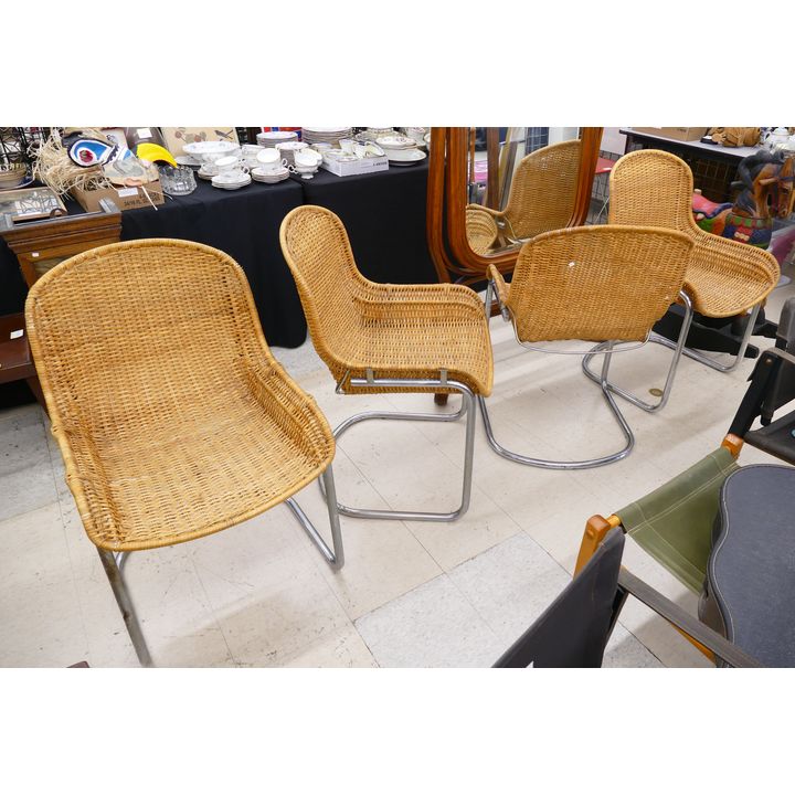 Set of 4 Wicker & Chrome Midcentury Bar Stools- 35x22'' each