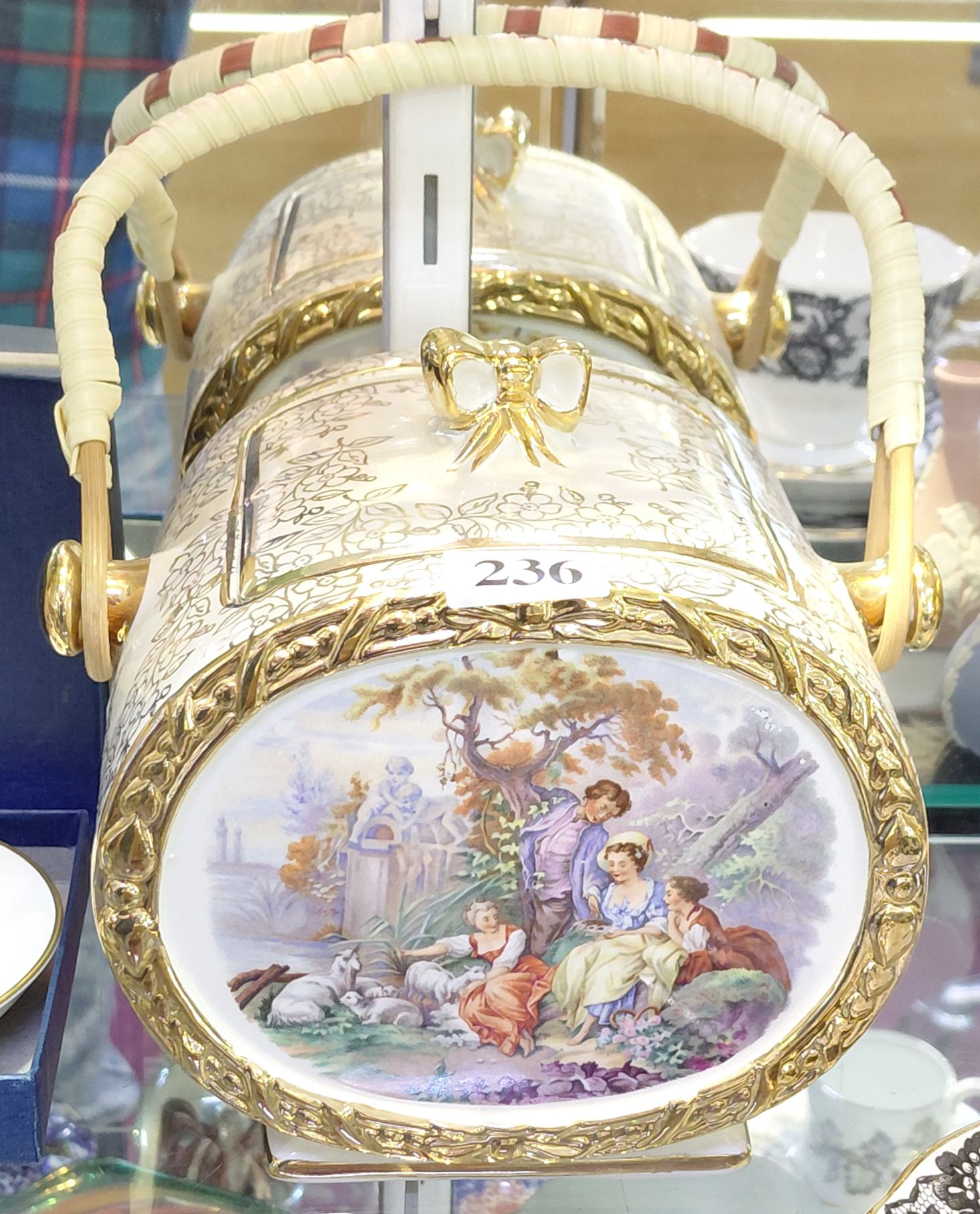 236 · SADLER BISCUIT BARREL