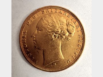 1882 VICTORIA MELBOURNE MINT YOUNG HEAD GOLD SOVEREIGN