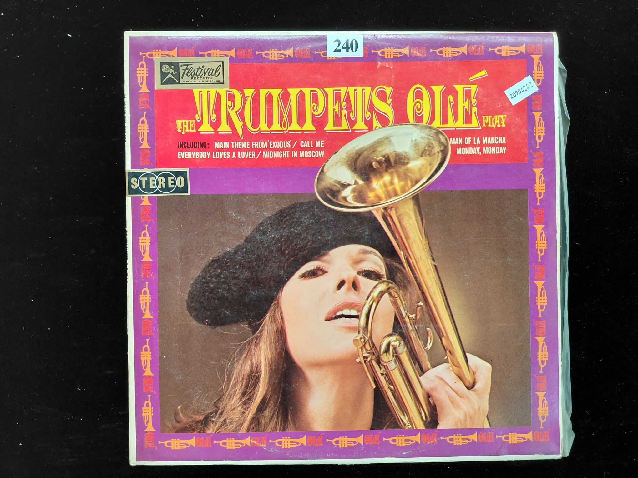 240 · THE TURMPETS OLE PLAY