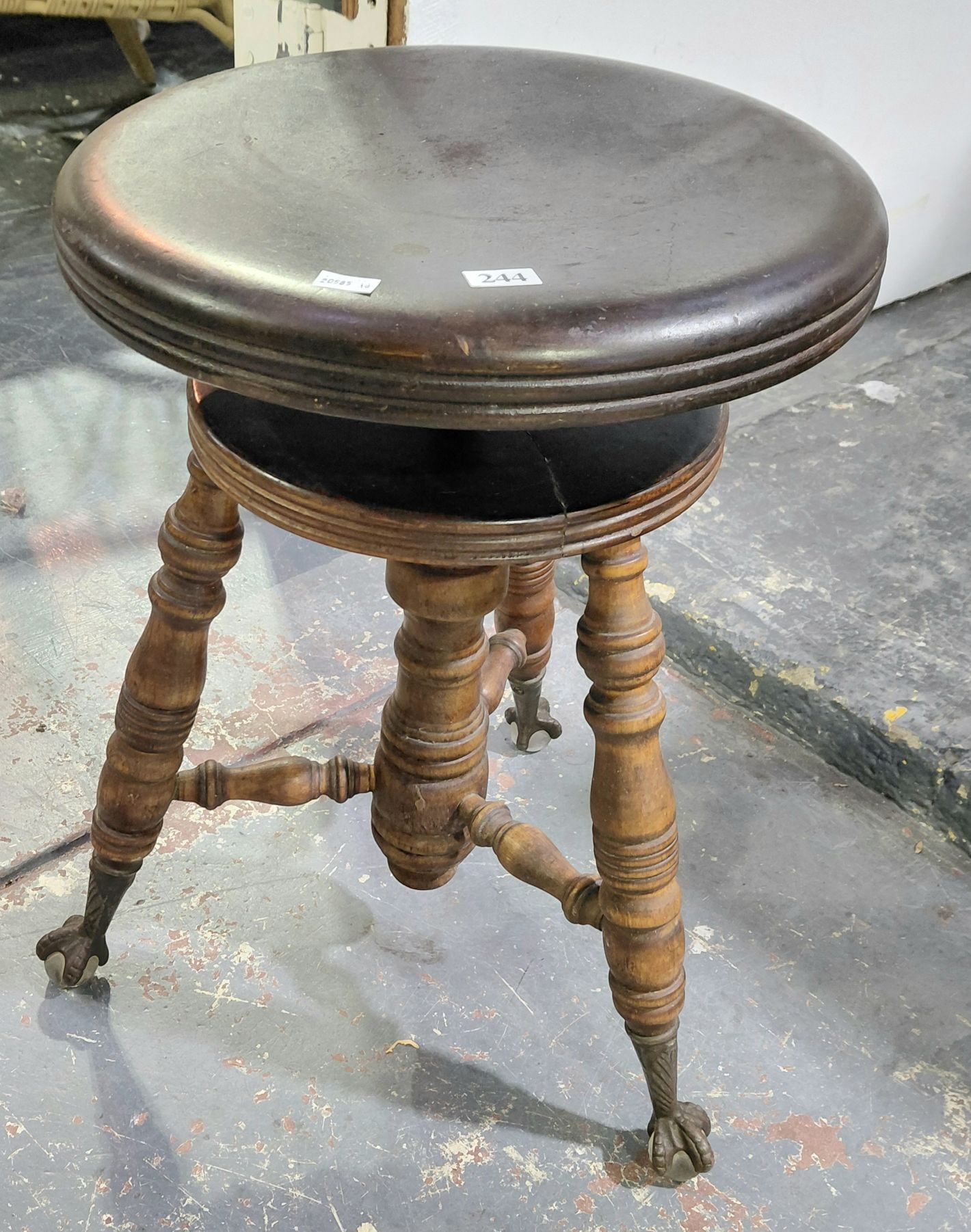244 · EDWARDIAN PIANO STOOL