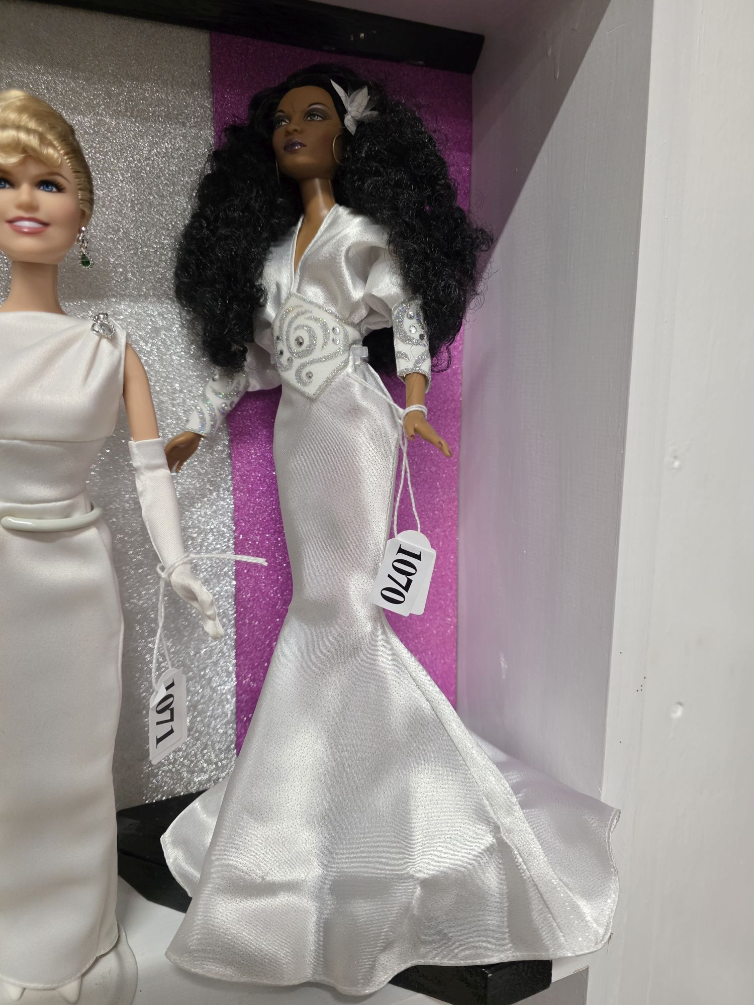 1070 · BARBIE DOLL