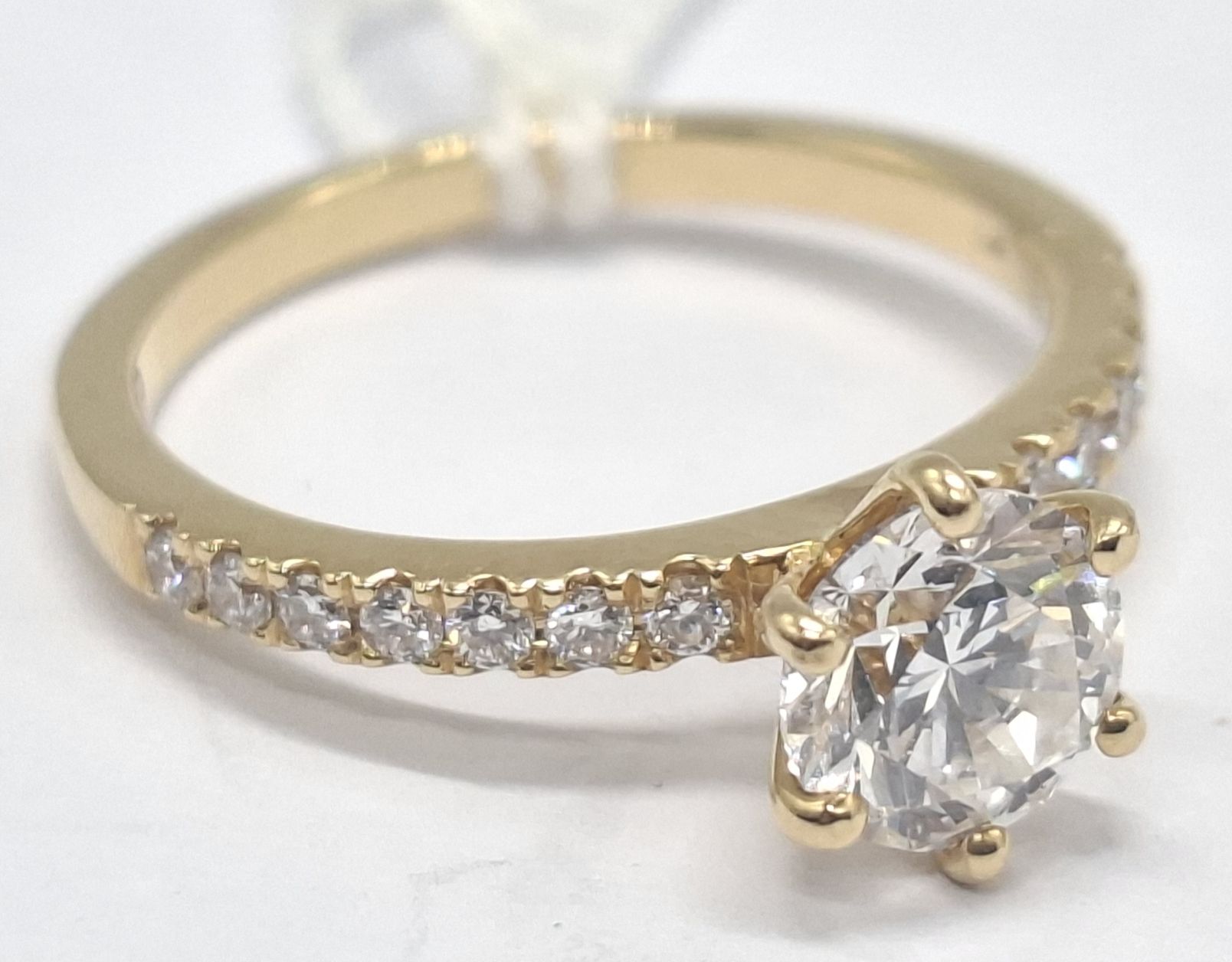 1122 · 18CT GOLD RING