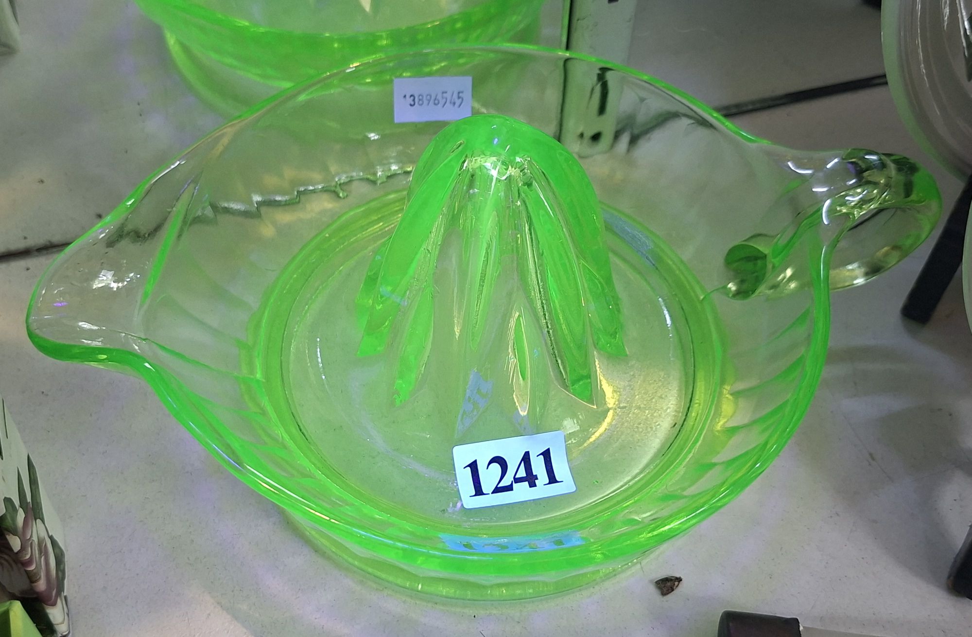 1241 · URANIUM GLASS
