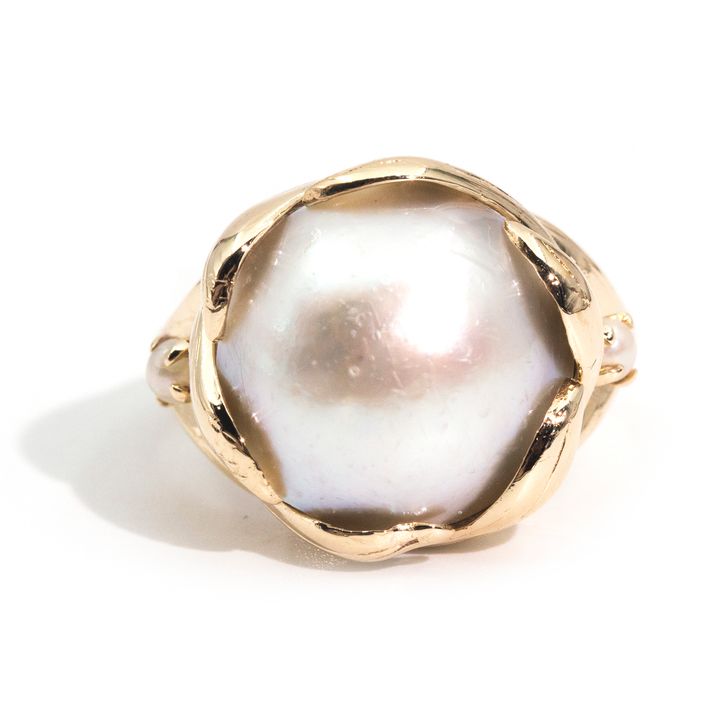 White Mabe Pearl Ring