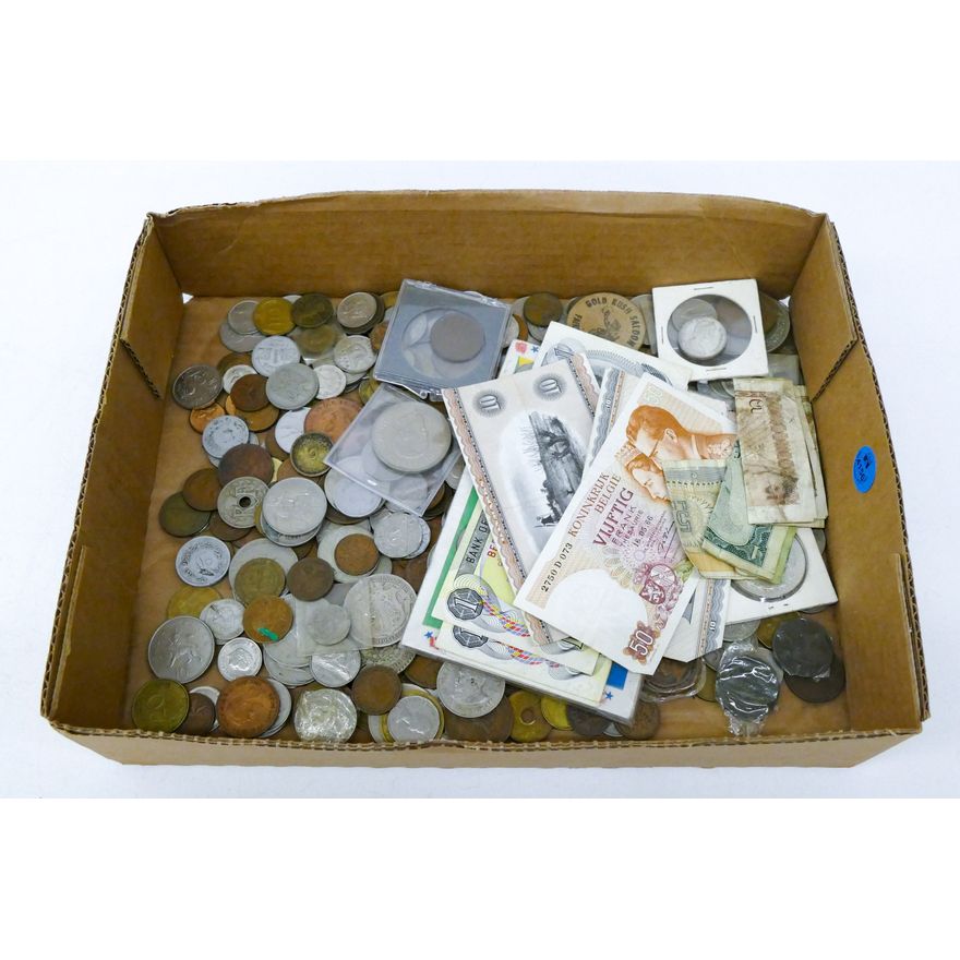 Box Old Foreign Coins & Currency 4.2 Pounds TW