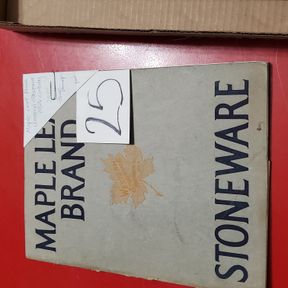 1926 Western Mapleleaf Crock salesman Store catalogue