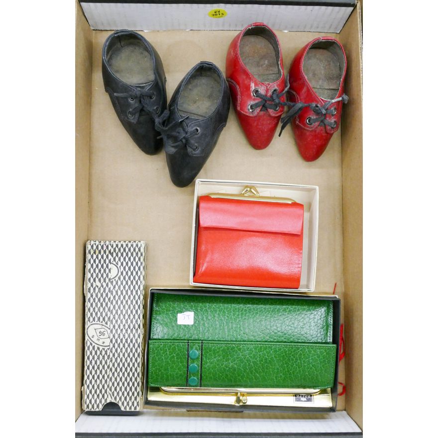Box Vintage Vinyl Purses and Baby Shoes