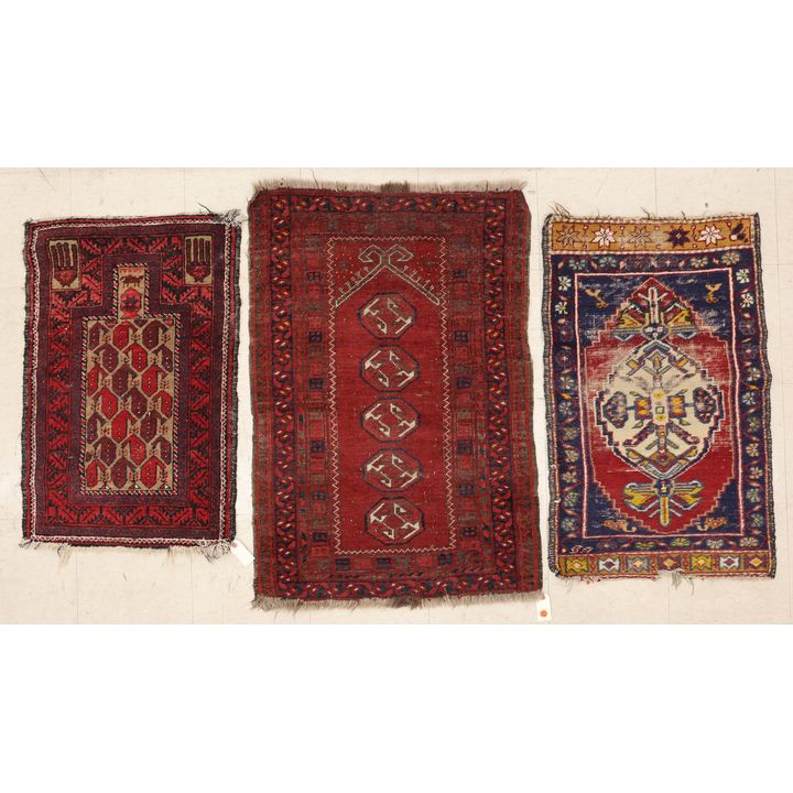 3pc Semi Antique Oriental Rug Mats 2'x3' Approx