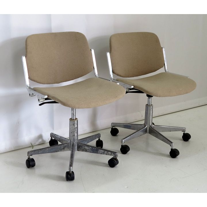 PAIR OF VINTAGE ITALIAN SWIVEL CHAIRS, probably by Castelli