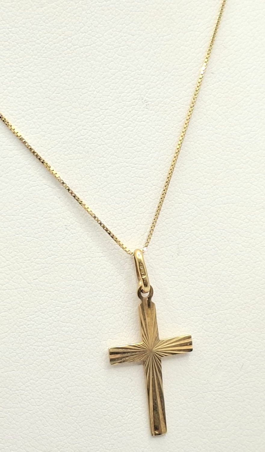9ct Gold Cross Pendant And Fine Chain