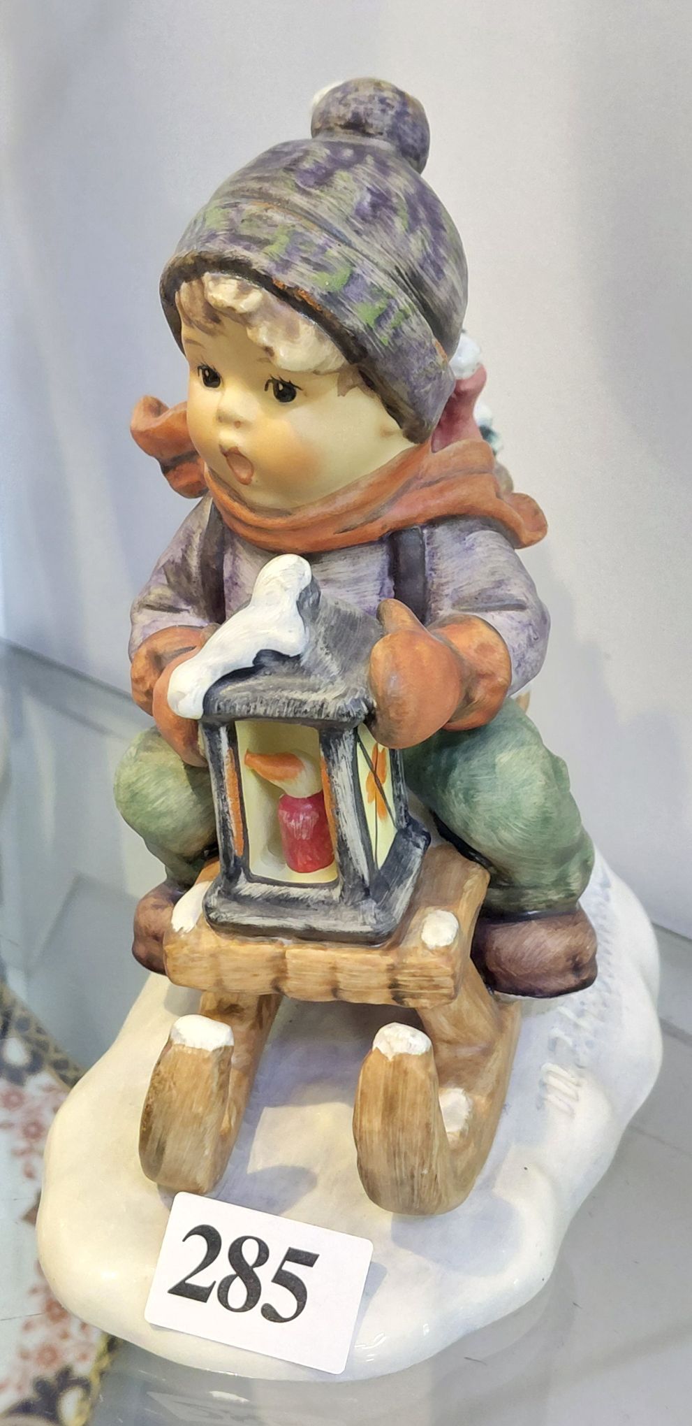 285 · M.J. HUMMELL FIGURINE