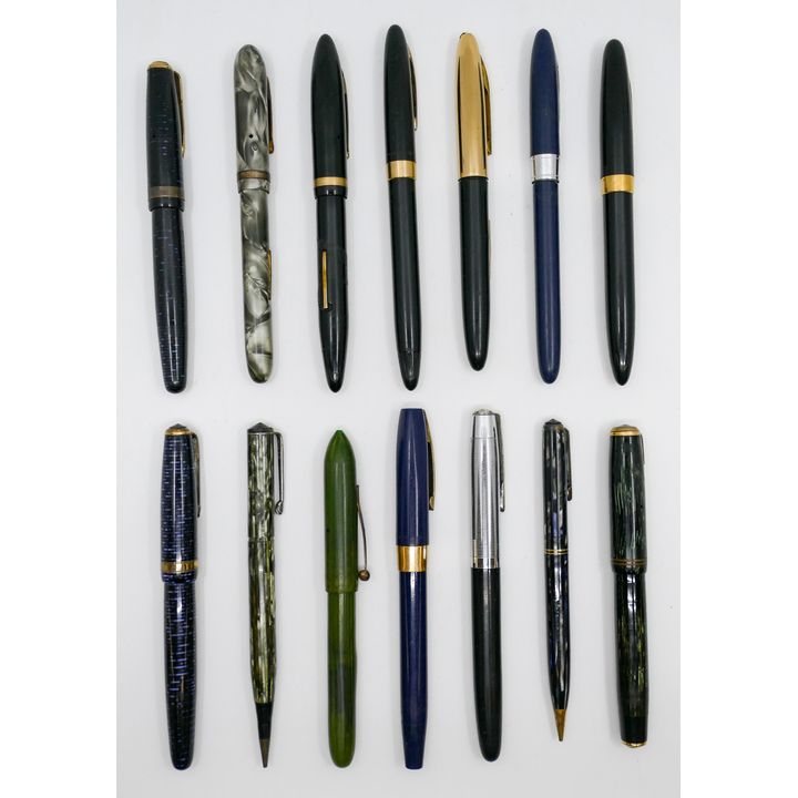 Box Vintage Parker Fountain Pens etc.
