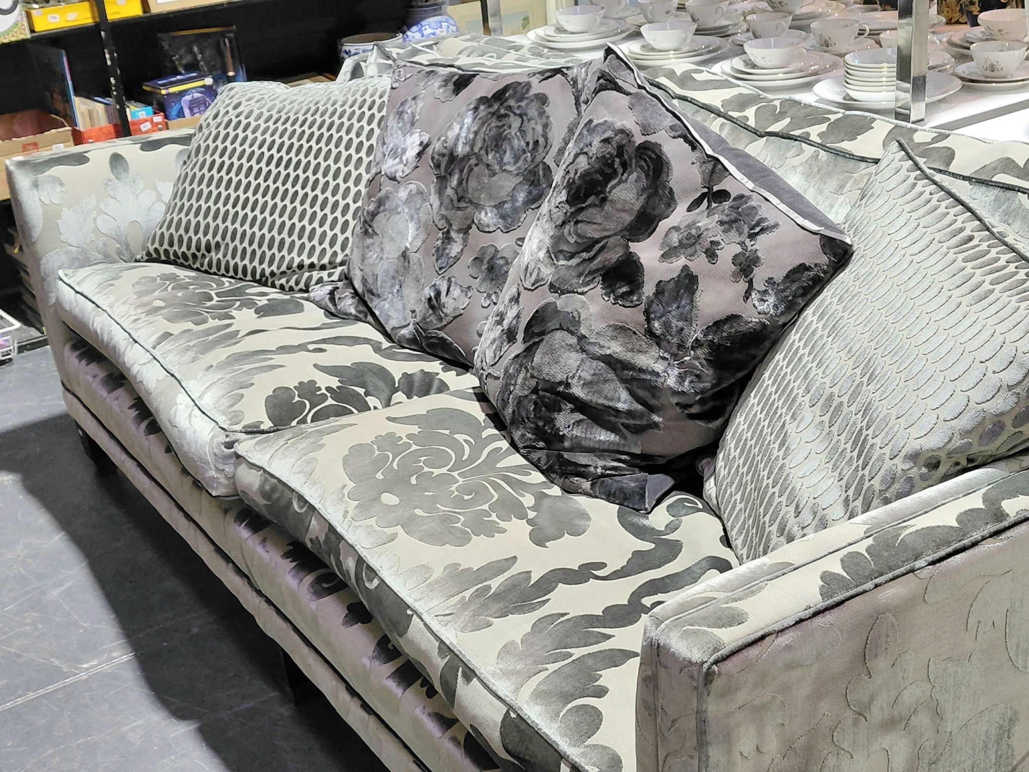 335 · DURESTA TRAFALGAR DAMASK SOFA