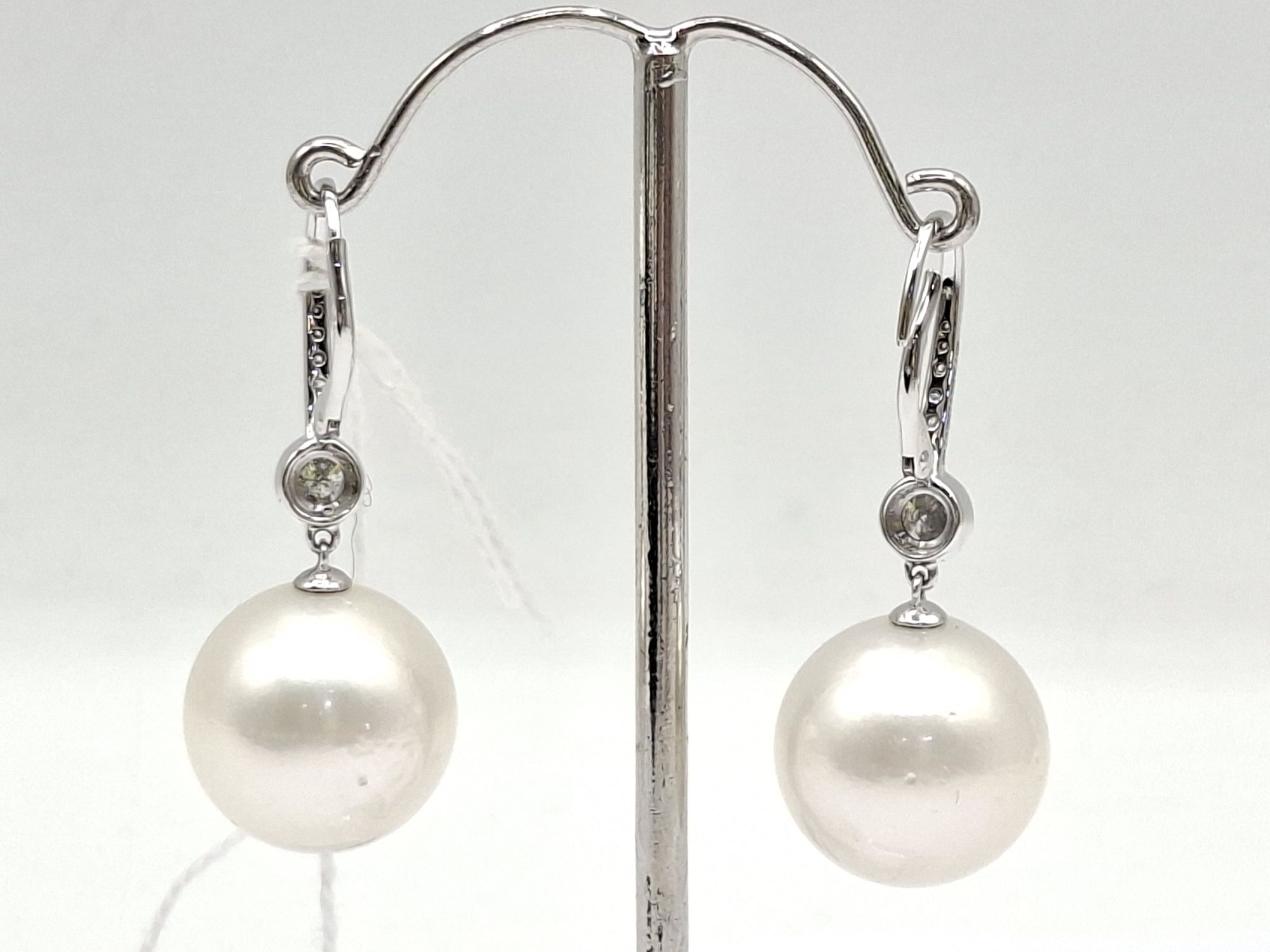 1163 · 14K GOLD DROP EARRINGS