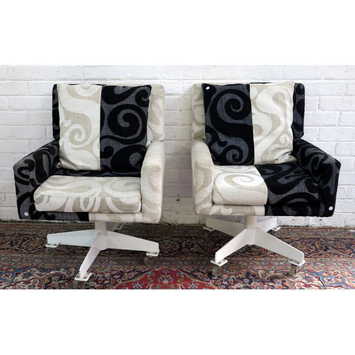 PAIR OF VINTAGE SWIVEL CHAIRS