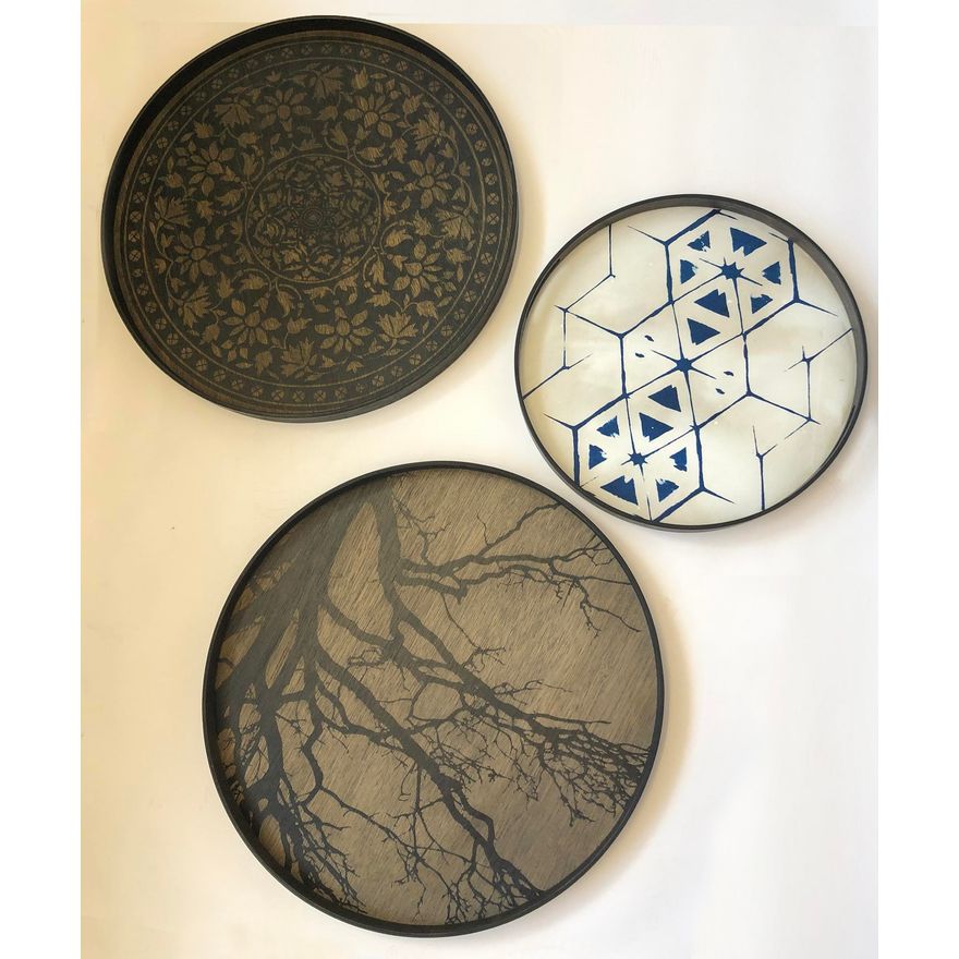 Notre Monde - Three large wooden trays