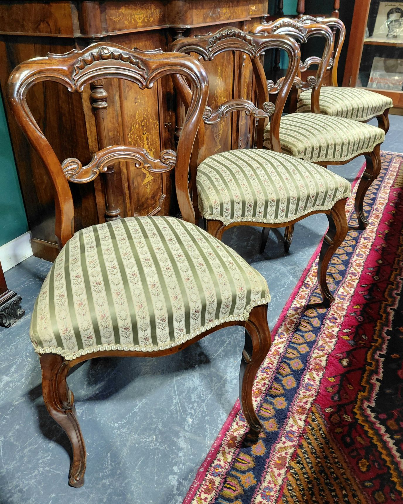 592 · VICTORIAN DINING CHAIRS