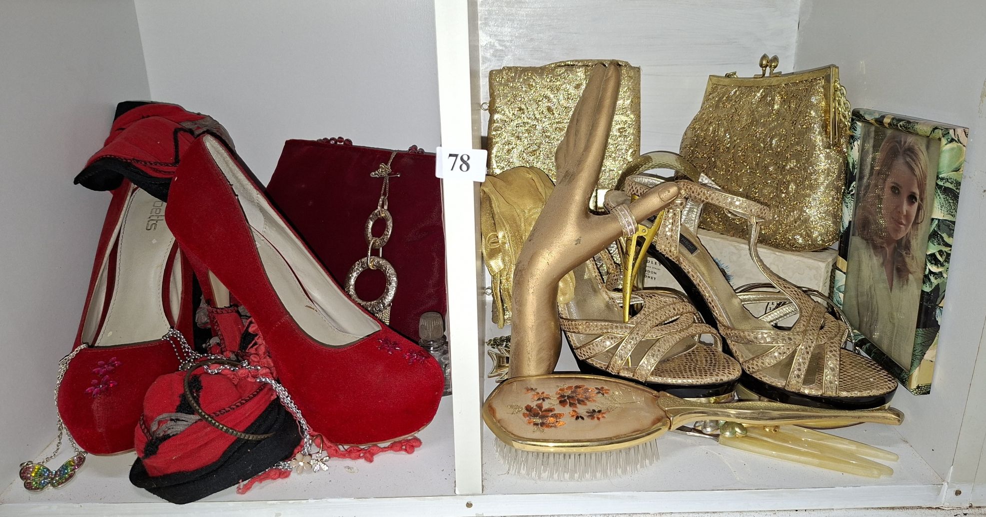 LADIES FASHION ACCESSORIES