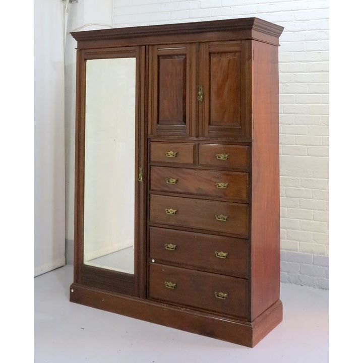 VICTORIAN MAHOGANY WARDROBE, maker Maple & Co., London