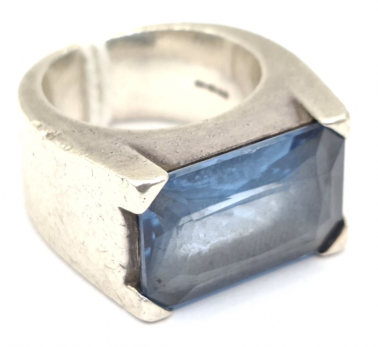 1066 · STERLING SILVER RING