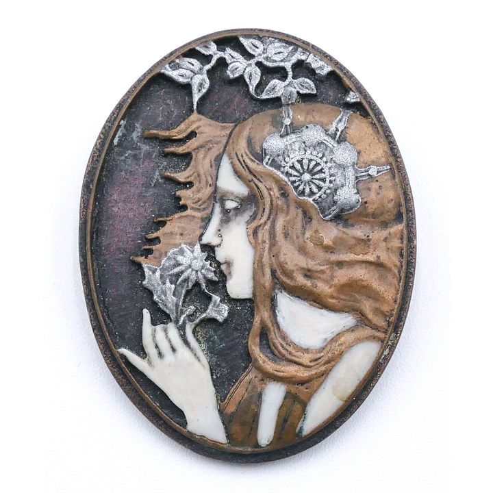 Art Nouveau Style Oval Art Metal Brooch 2''