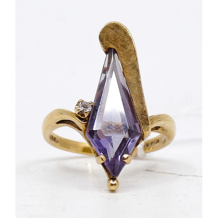 Kimberli 10k Amethyst & Diamond Ring Size 6.5 - 3.9 Grams TW