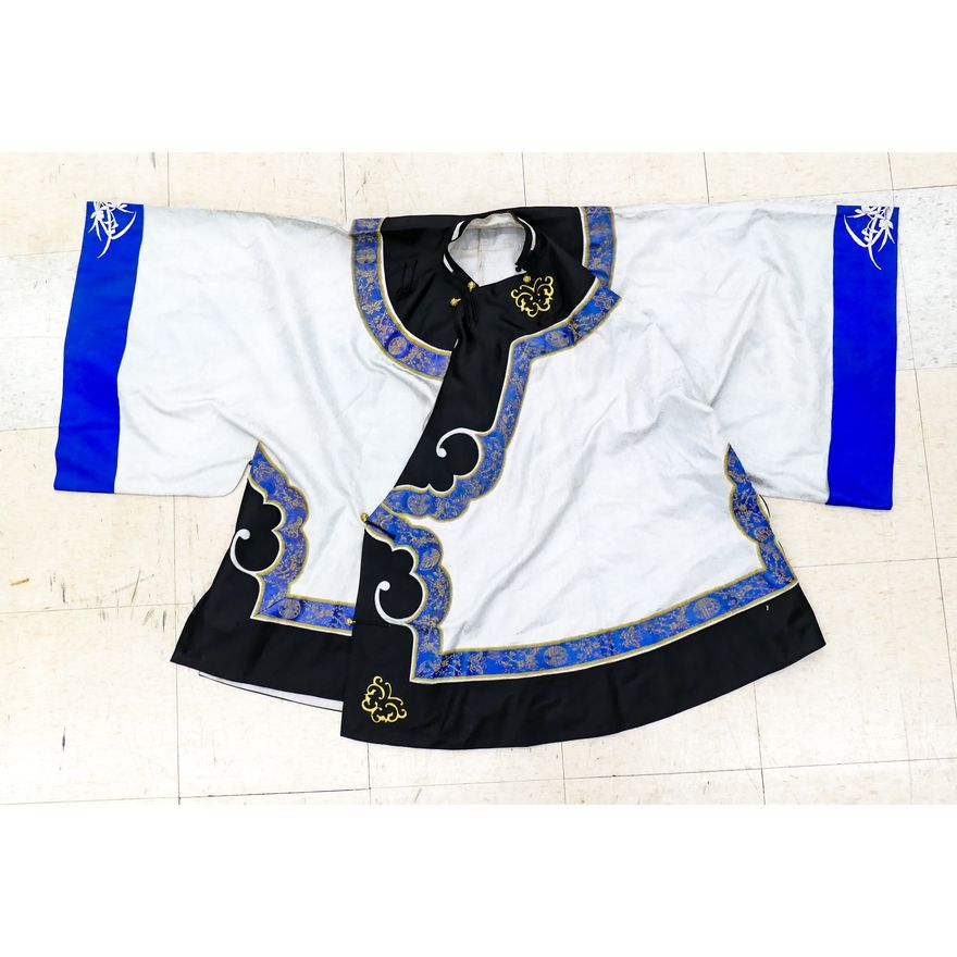 Chinese Silk Embroidered Robe