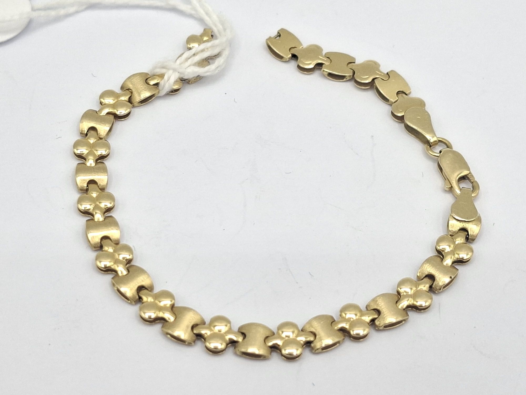 1136 · 18CT YELLOW GOLD BRACELET
