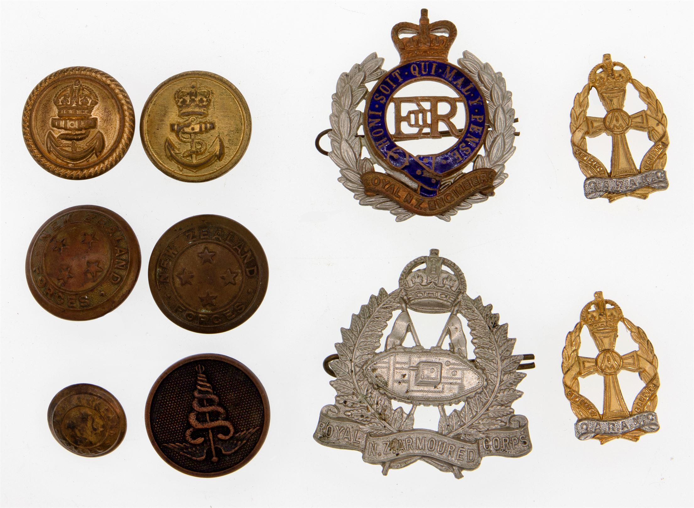 World Medals, Military Badges & Buttons, 1914 - 1950,