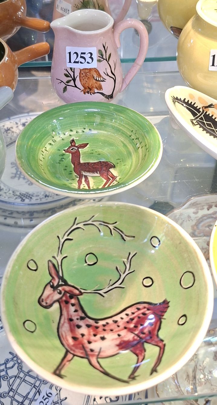 1253 · MARTIN BOYD DISHES AND JUG