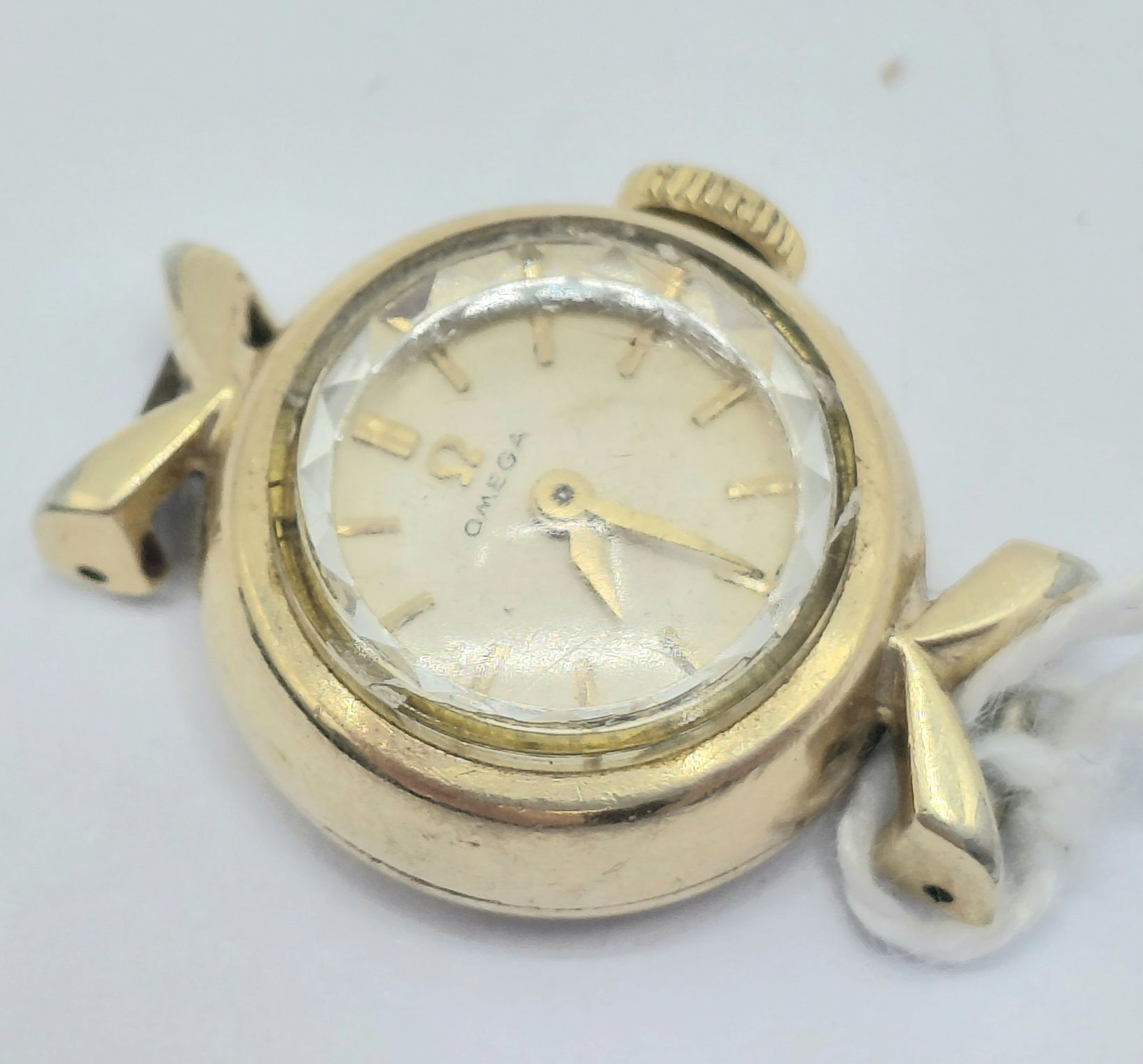 14CT GOLD OMEGA LADIES WATCH