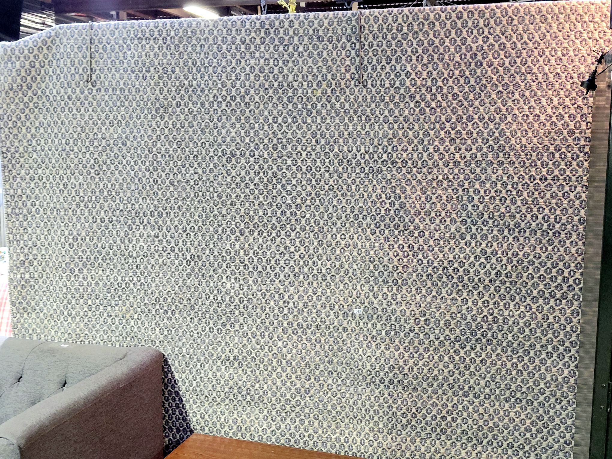 315 · LARGE MODERN RUG