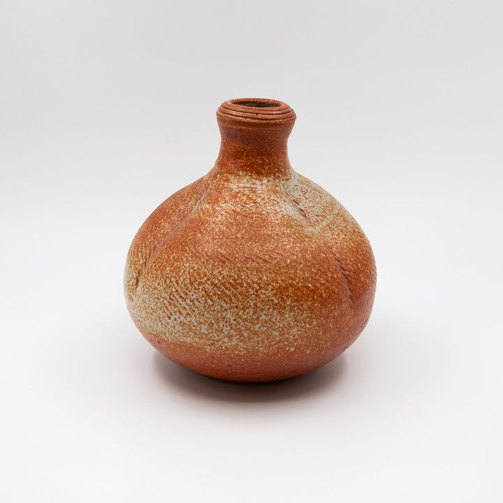 Len Castle - Bottle vase