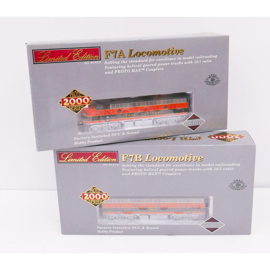 2pc Proto 2000 Series F7A & F7B HO Scale Locomotives in Boxes