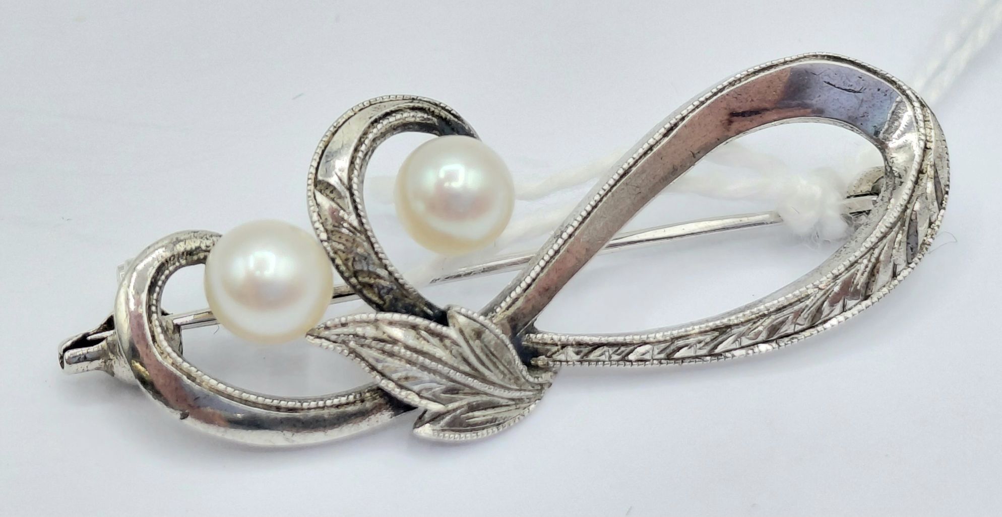 Sterling Silver Pearl Brooch