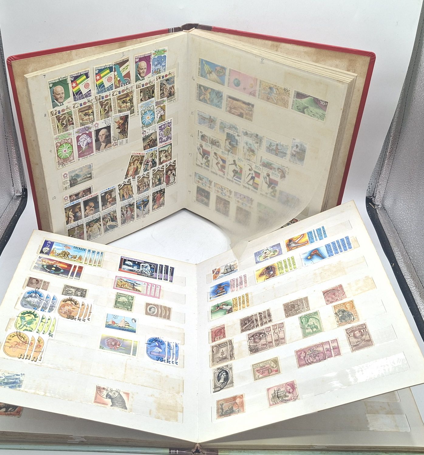 165 · STAMP ALBUMS