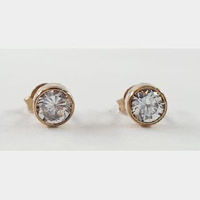 9CT YELLOW GOLD ROUND STUDS WITH CUBICS - 51929/11686