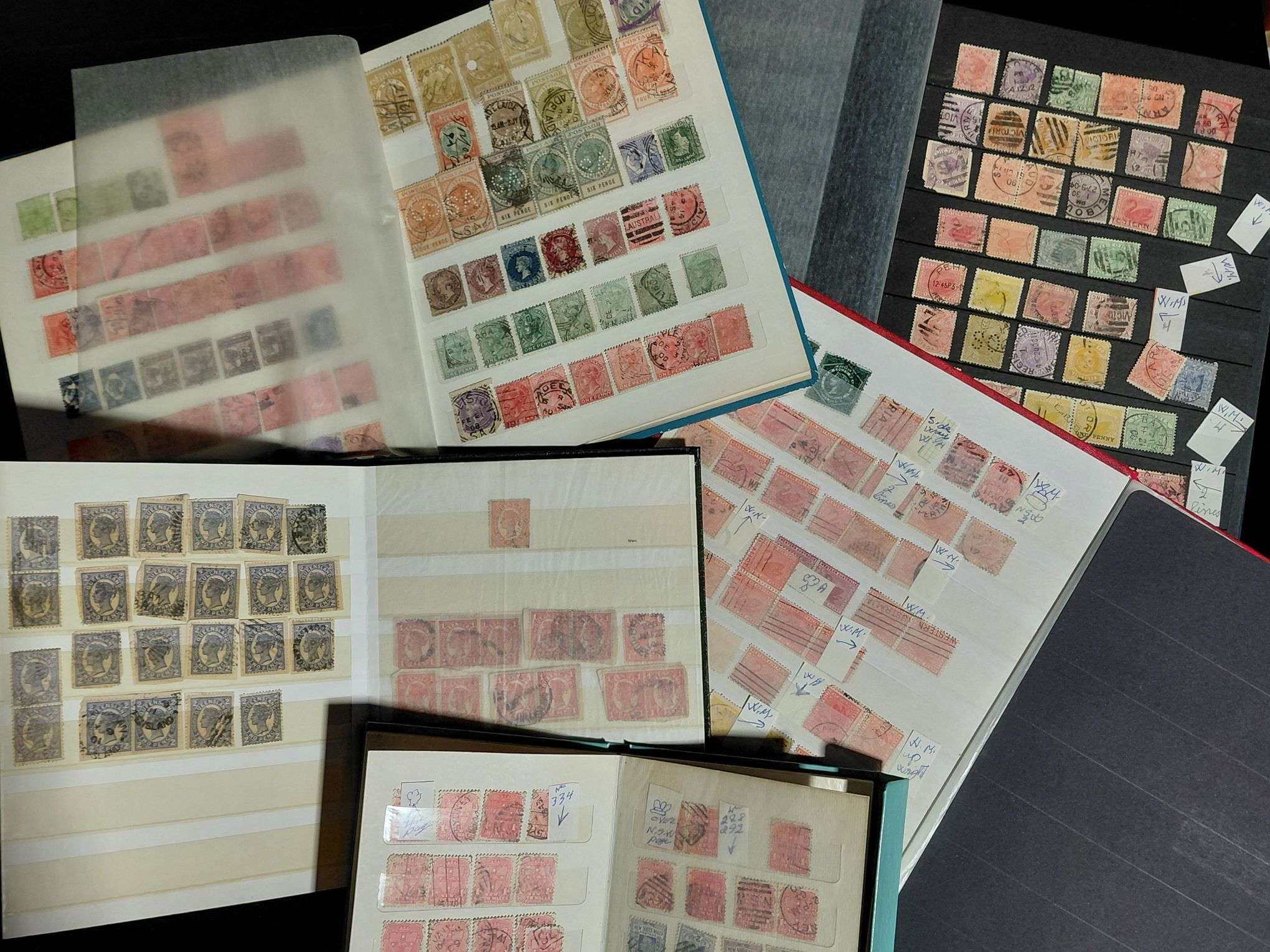 528 · AUSTRALIAN STAMPS - STATES