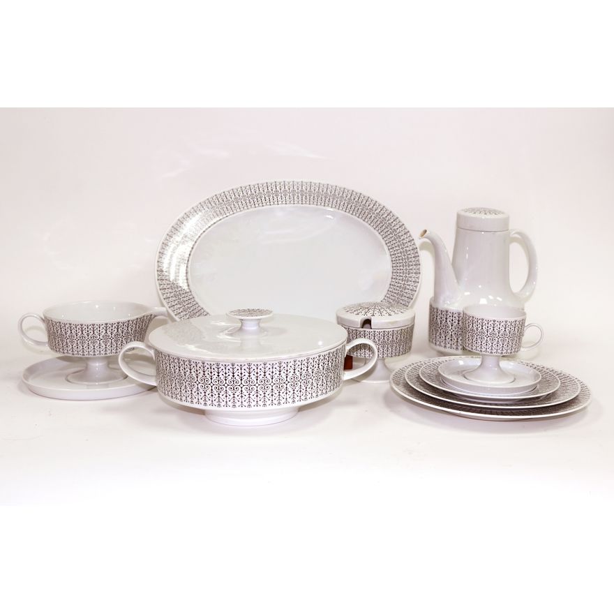 Tapio Wirkkala for Rosenthal - A ‘Secunda Grau’ six-place dinner service, 1960’s