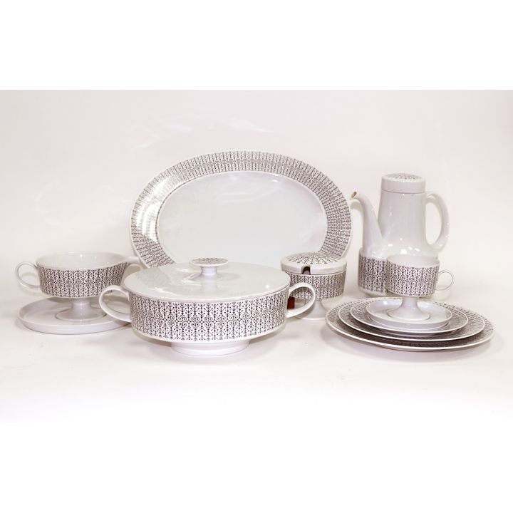 Tapio Wirkkala for Rosenthal - A ‘Secunda Grau’ six-place dinner service, 1960’s