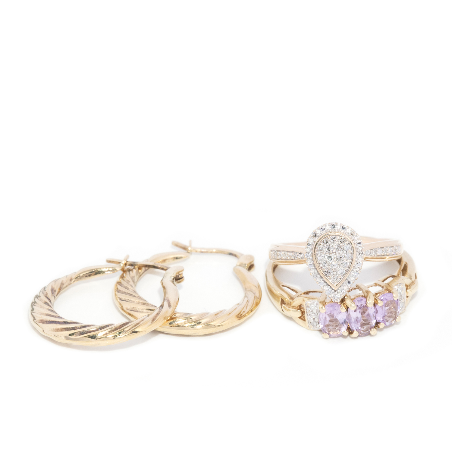 9 carat gold ring and earring set