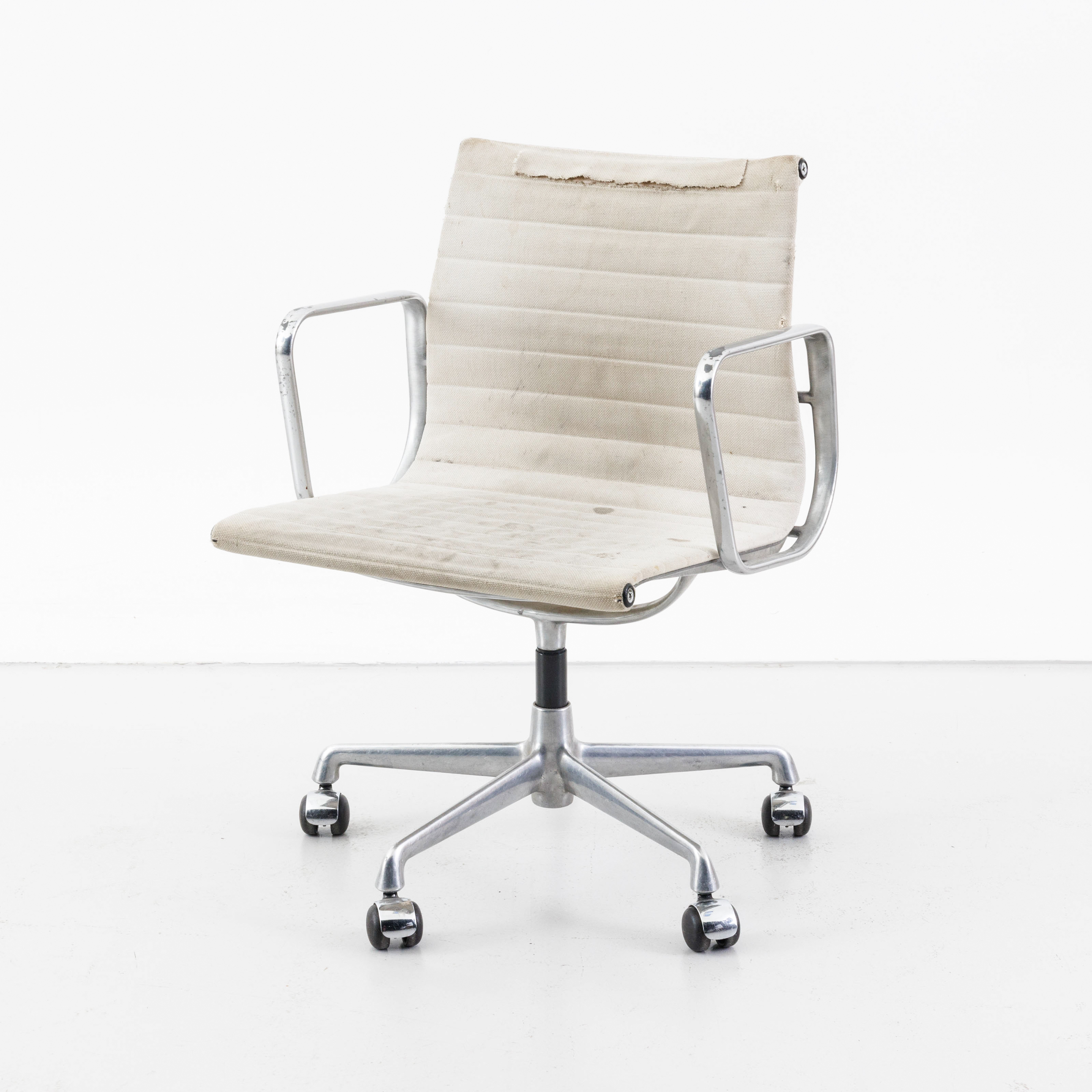 Charles eames (1907-1978) / vitra – kavel bij Bernaerts, Antwerp