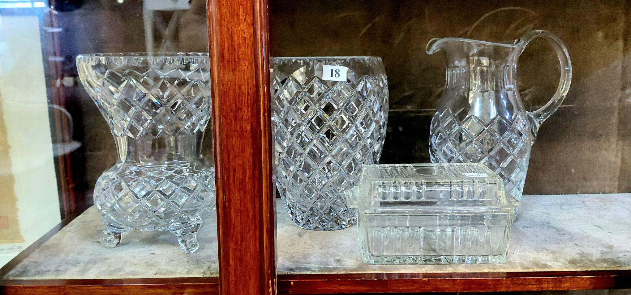 18 · CRYSTAL VASES