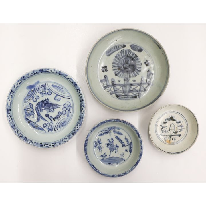 4pc Chinese Ming Blue & White Dishes