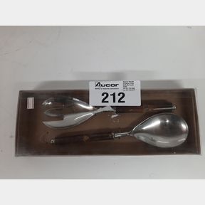 2 PIECE SALAD SERVING SPOON SET WITH WOODEN HANDLE