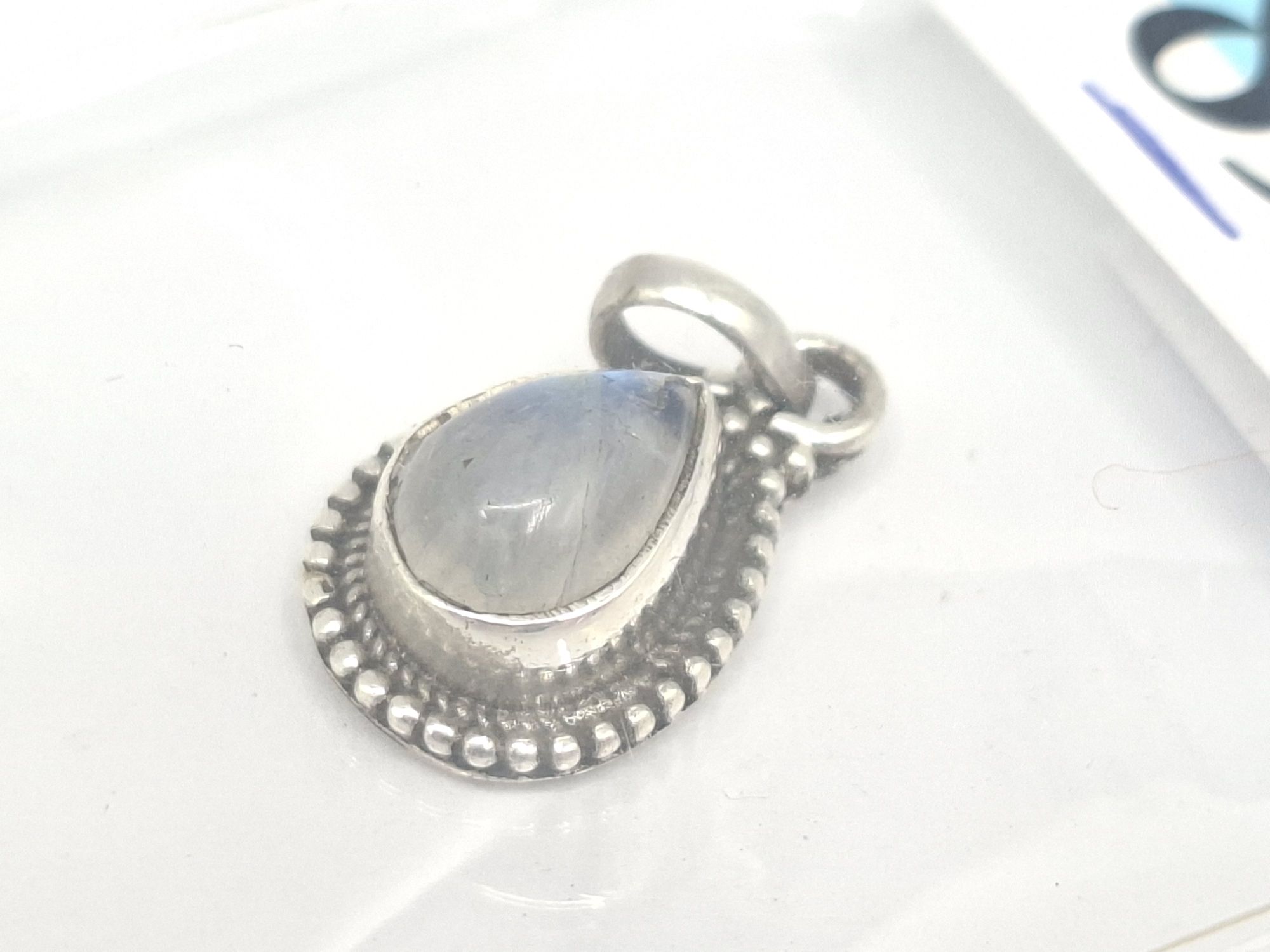 89 · STERLING SILVER PENDANT