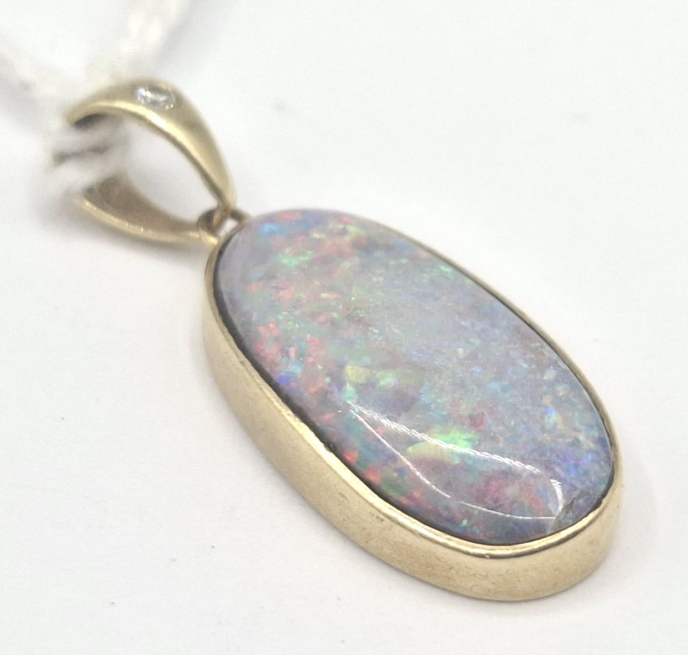 14ct Gold Opal Pendant